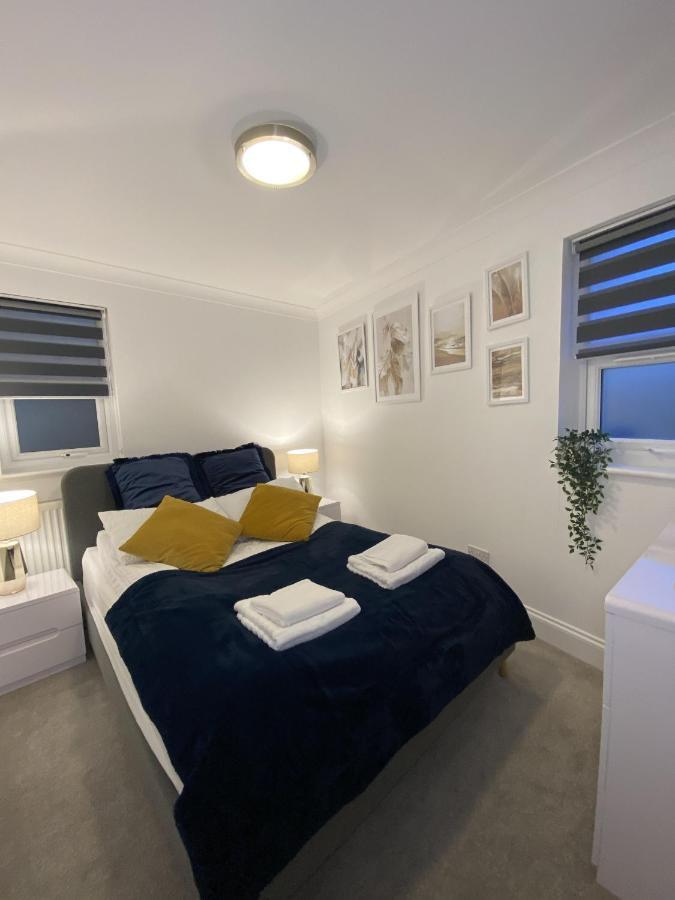 February Bliss Special, Unwind In Style With Our Exclusive Sa Promo, Book Now London Exterior photo